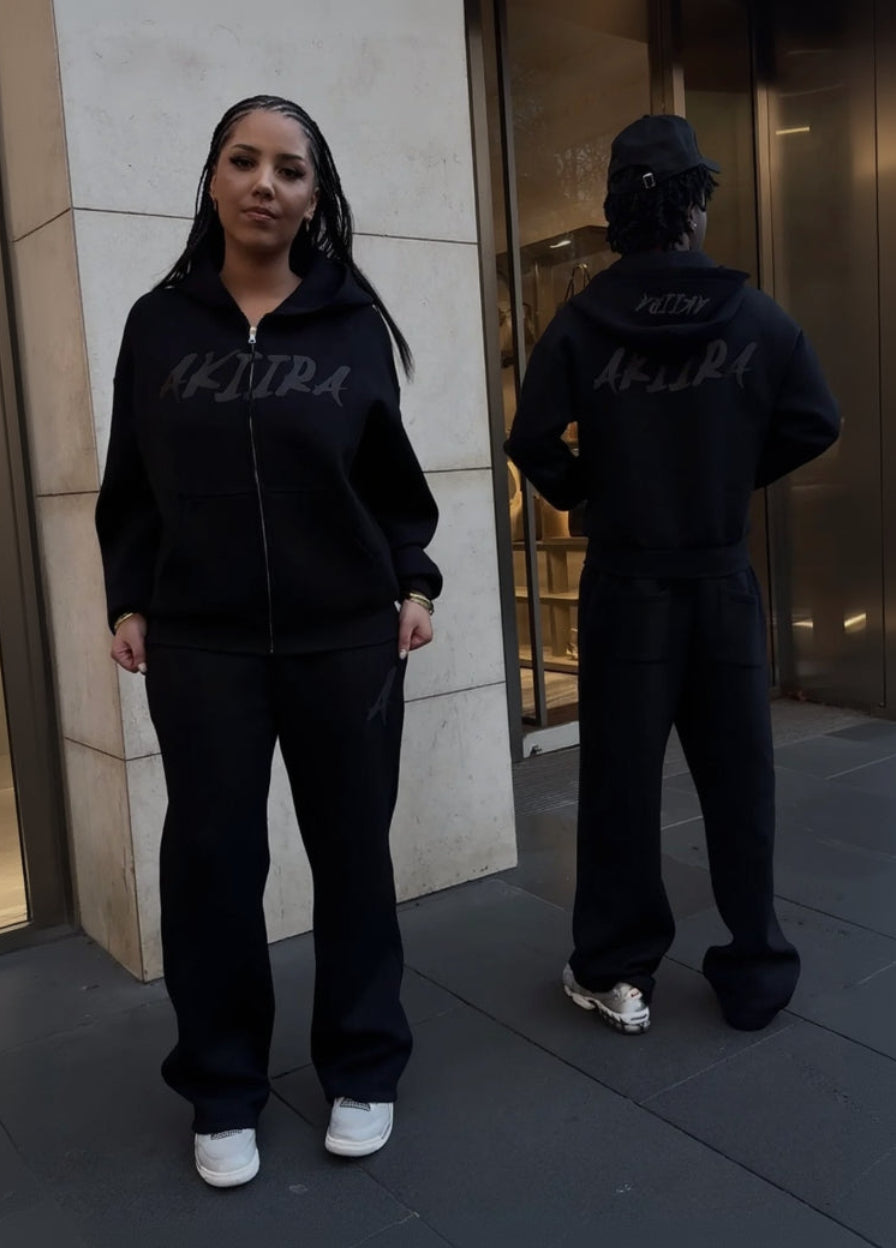 Wide-Leg Jogger