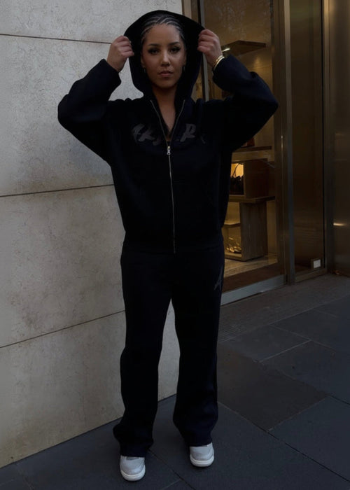Wide-Leg Jogger